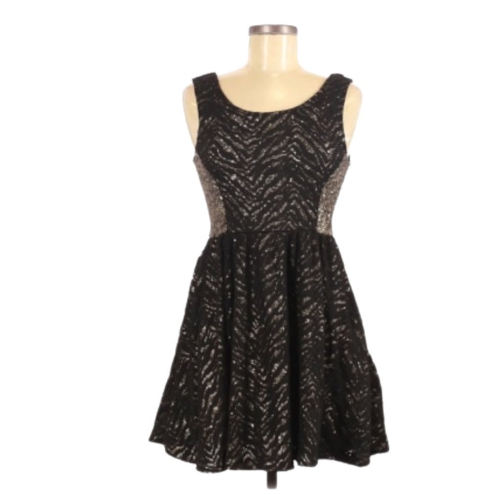 Hunt no more black Cocktail Sequin Dress